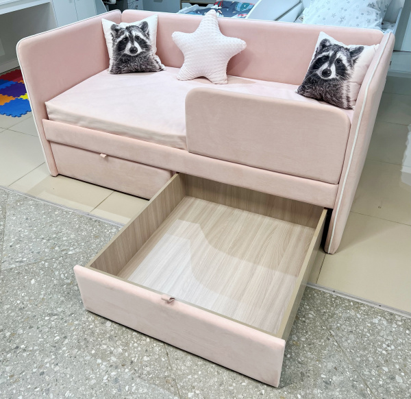 Мягкая кровать Эрмика 80х160 с ящиками. Велюр Тедди 324 (пудровый) от Династия Kids